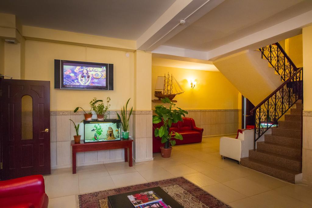 Diar Hotel Atyrau Bagian luar foto
