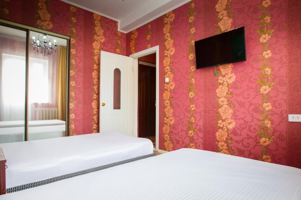 Diar Hotel Atyrau Bagian luar foto