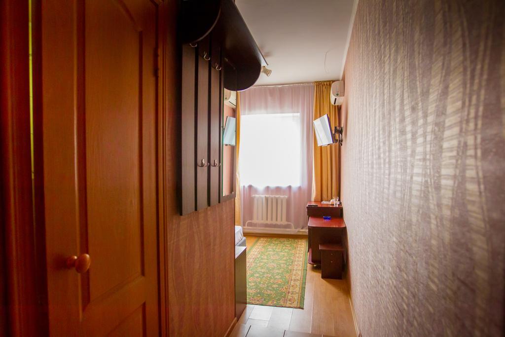 Diar Hotel Atyrau Ruang foto
