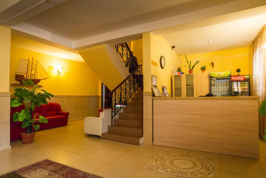 Diar Hotel Atyrau Bagian luar foto