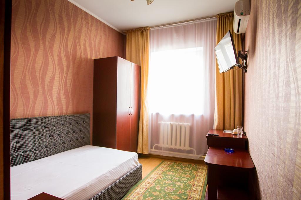 Diar Hotel Atyrau Ruang foto